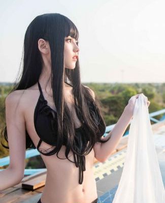年轻的女教师2在线