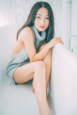 美女内内免费看