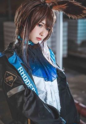 仗义英雄